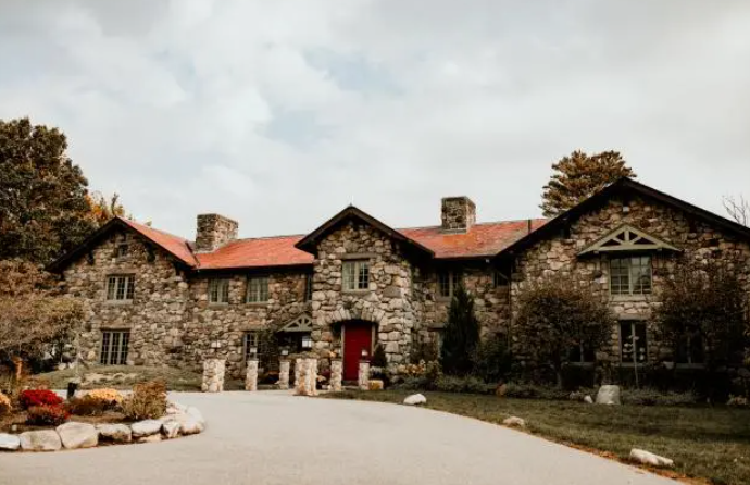 Willowdale Estate wedding venue in Topsfield Massachusetts surrounded by lush greenery and elegant outdoor ceremony space on the North Shore.